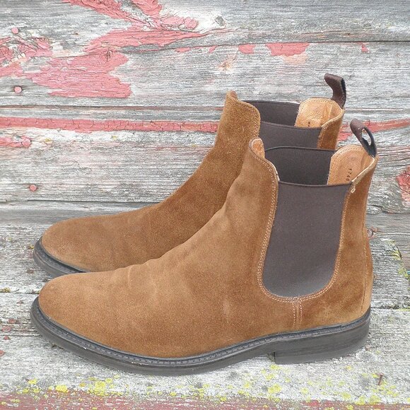 Men's Frye SETH Chelsea Boots in Chestnut Suede Size 9 Office Dress Shoes Preppy - Picture 1 of 12